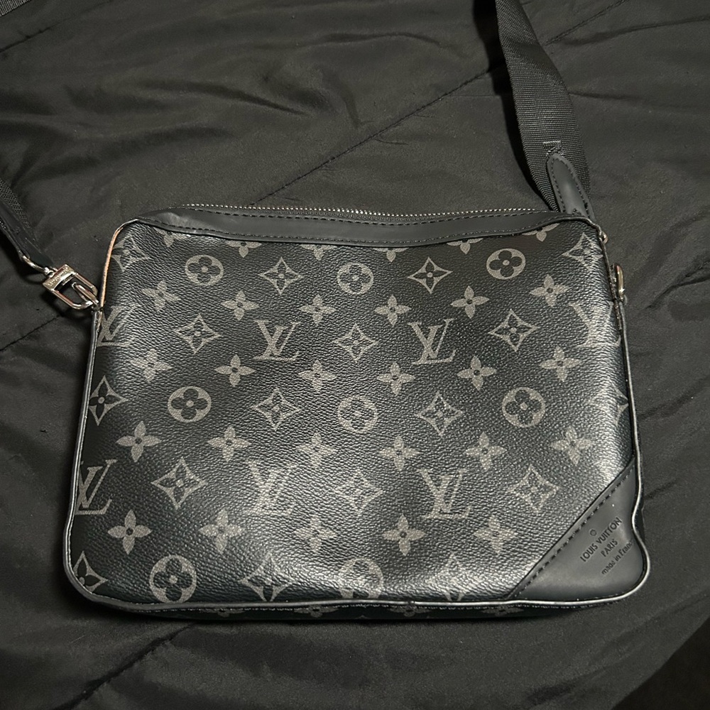 Louis Vuitton Mens Bag
